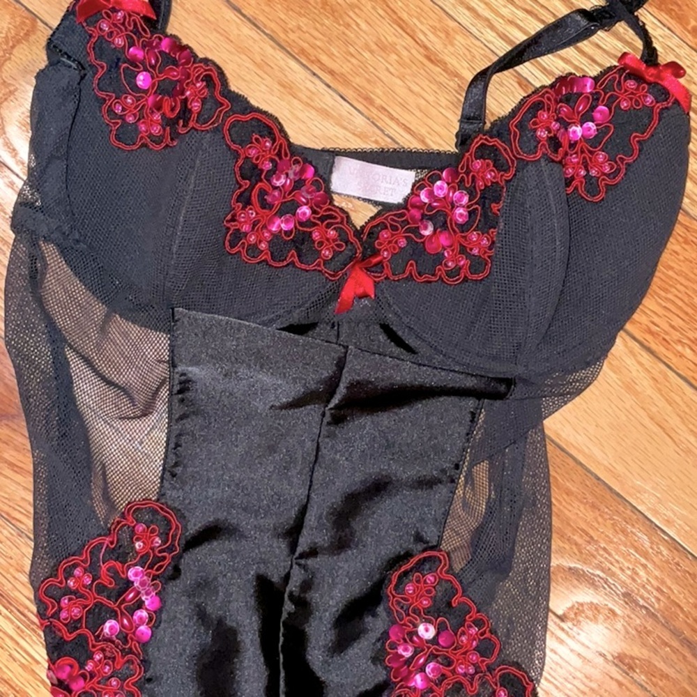 Oh so cute Victoria’s Secret lingerie bodysuit
